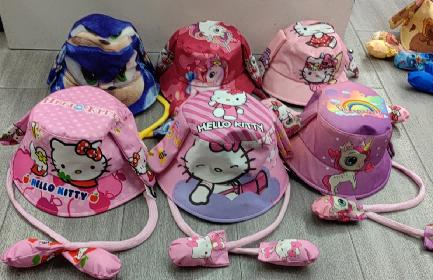 SOMBRERO MUEVEN OREJA PERSONAJE 1047