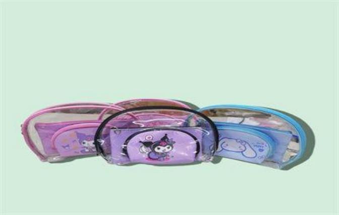 BOLSITO MAQUILLAJE 3PCS KUROMI