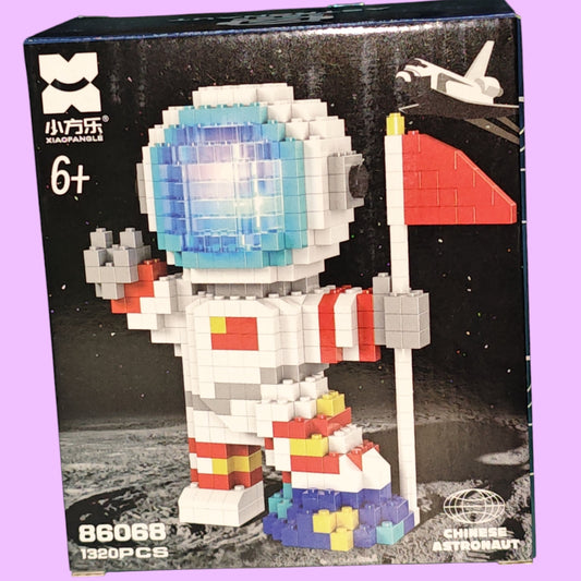LOGO ASTRONAUTA PEQ