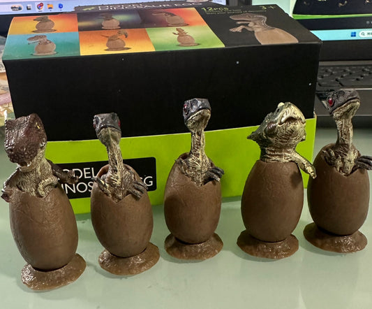 JUGUETE HUEVO DINOSAURIO 12PCS AK68638-1