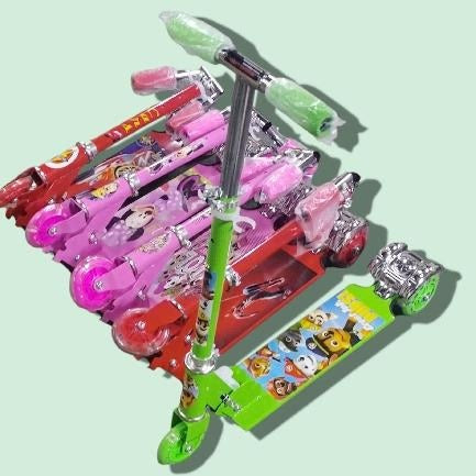 SCOOTER PERSONAJE 518 S