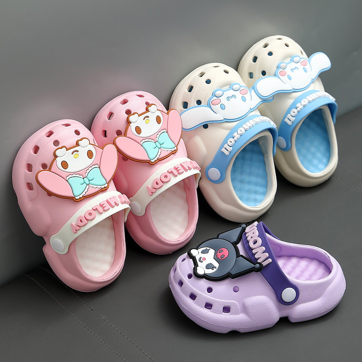 CHANCLETA PLAYA KUROMI 30-35 8009