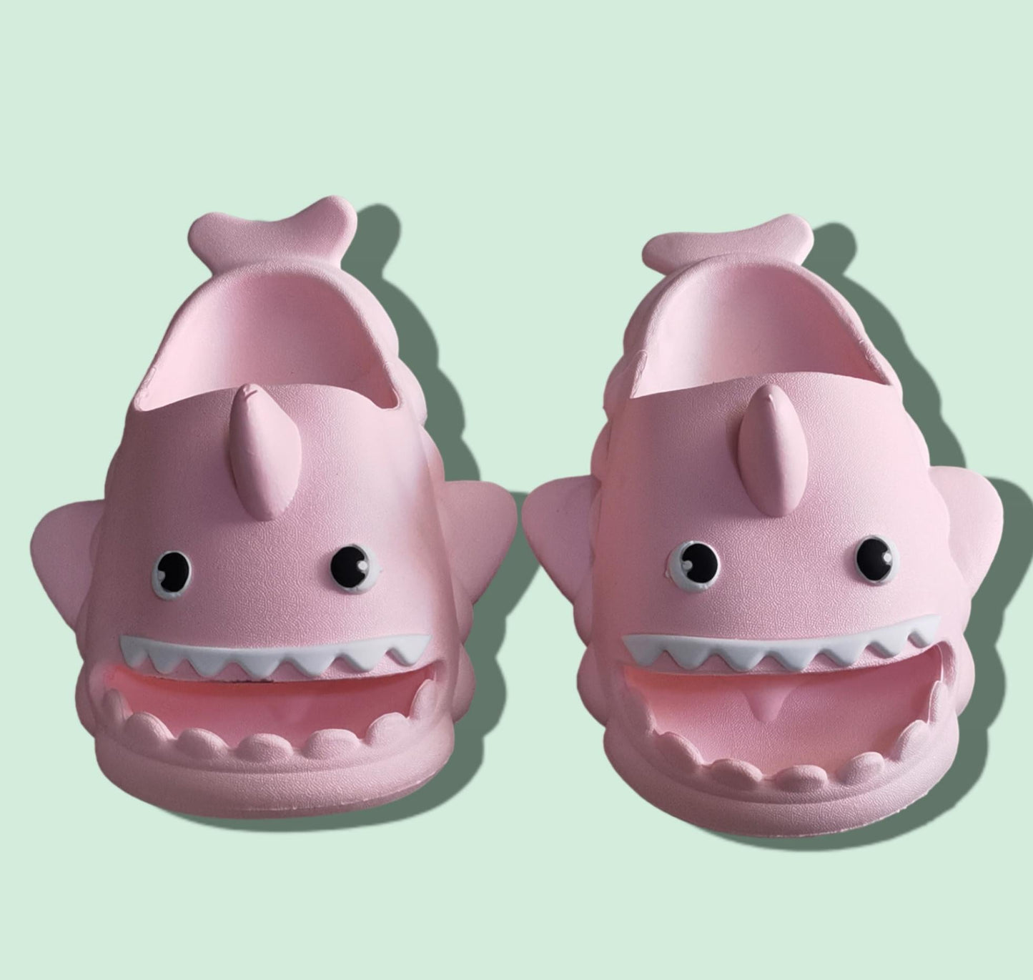 SANDALIAS DE TIBURON PVC 30-35 P/NINO