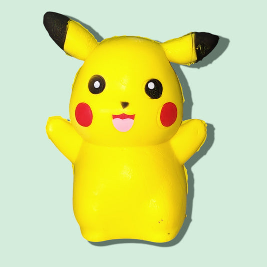 SQUISH PICKACHU